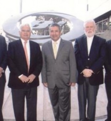 Homenaje al Dr. Edgar López